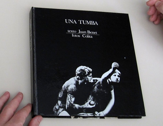 Juan Benet y Colita, Una Tumba, 1971